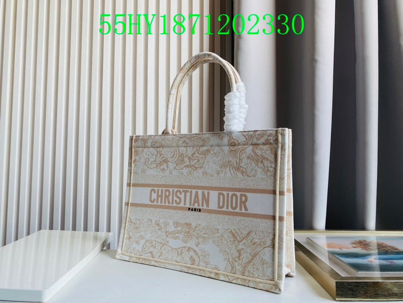 Christian Dior Luxury Bag - The Tote   321