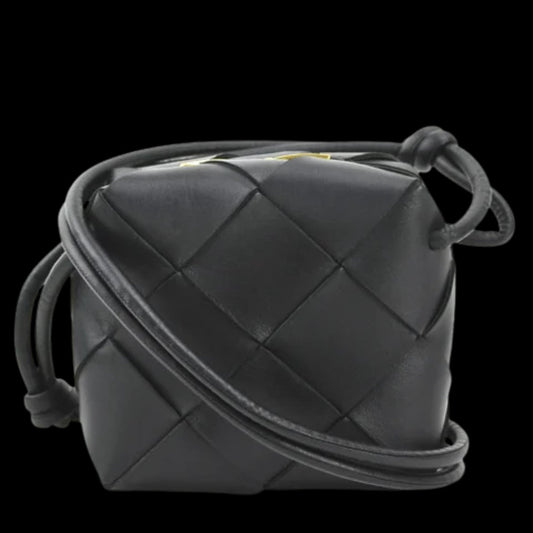 Black Leather Bottega Veneta Shoulder Bag
