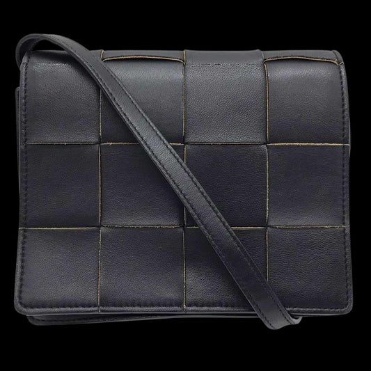 Black Leather Bottega Veneta Shoulder Bag