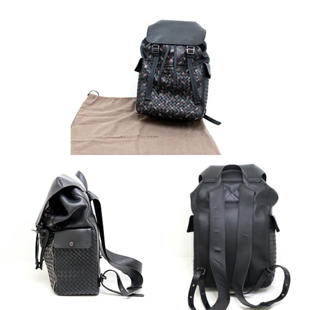 Black Leather Bottega Veneta Backpack