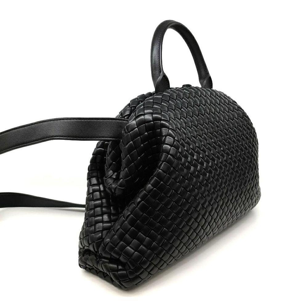 Black Leather Bottega Veneta Handbag