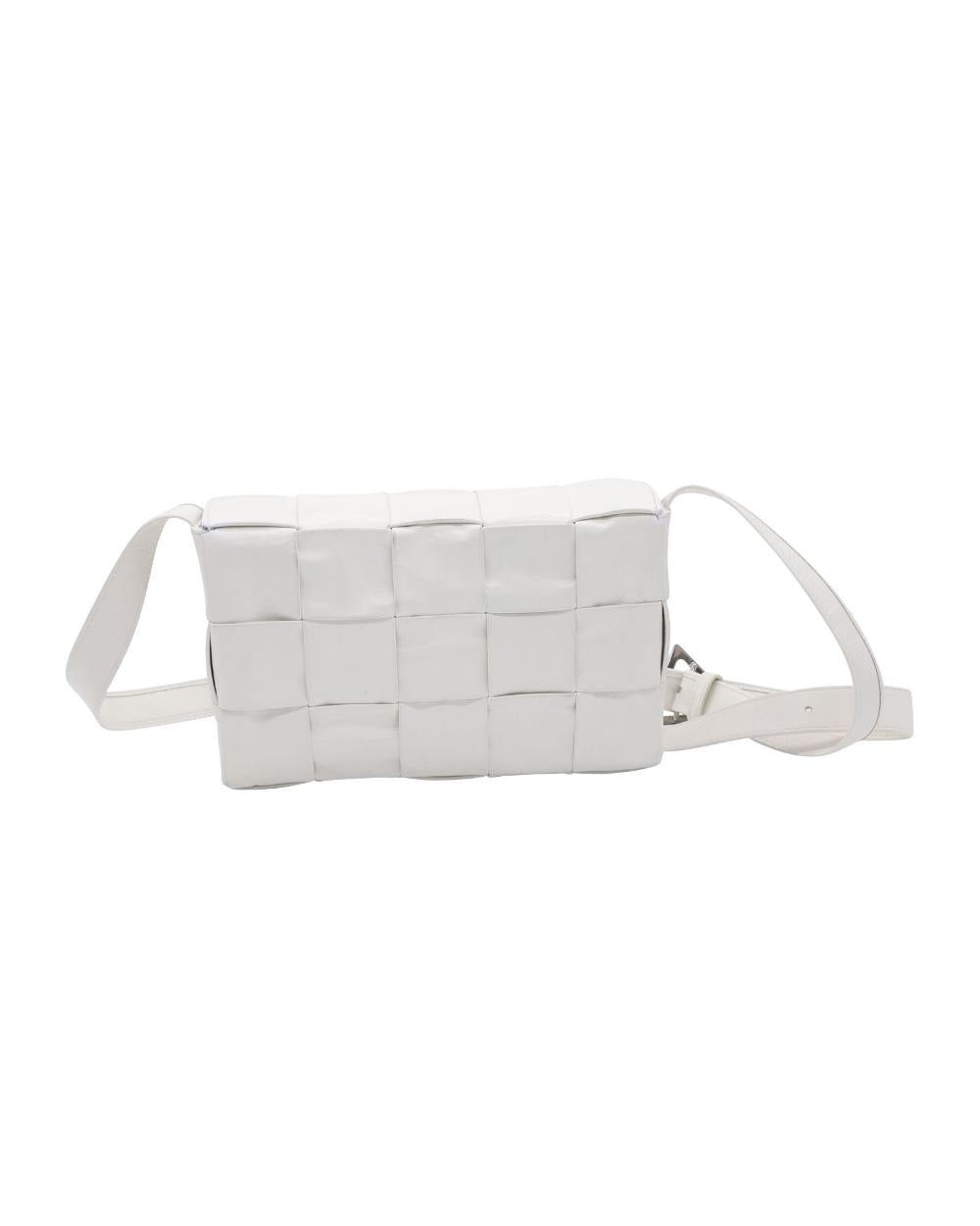 White Leather Bottega Veneta Cassette Bag