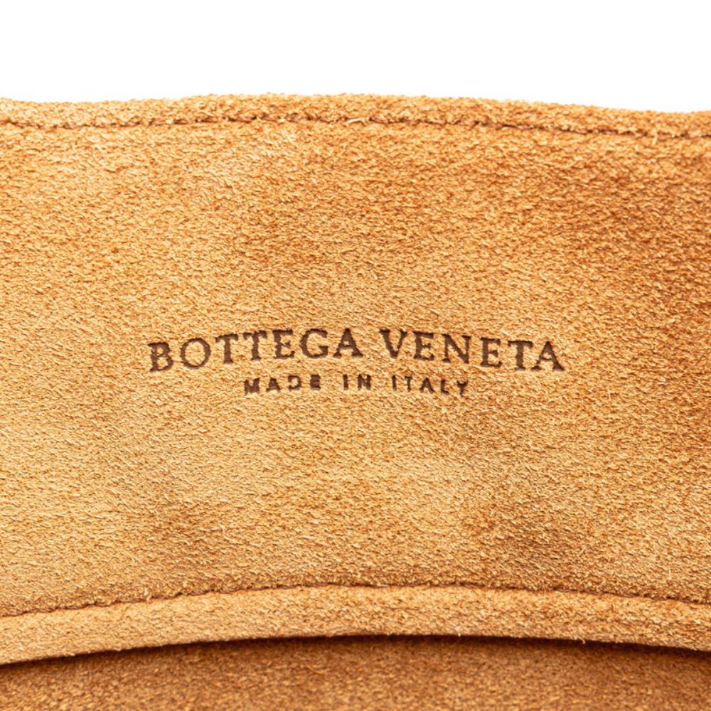 White Leather Bottega Veneta Handbag