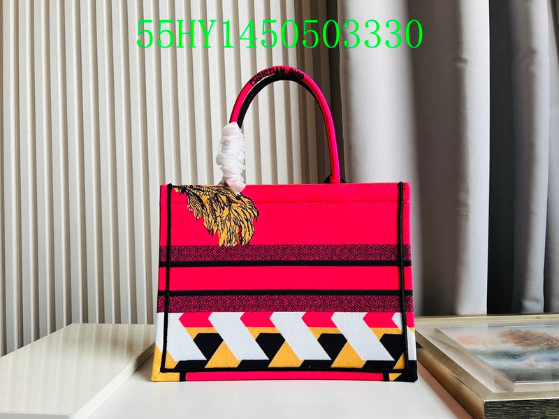 Christian Dior Luxury Bag - The Tote   288