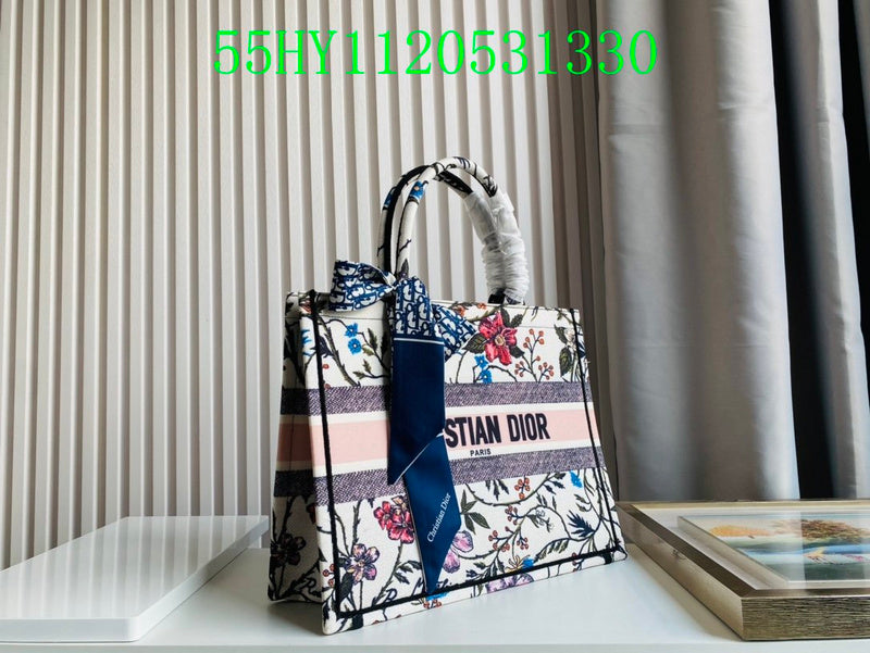 Christian Dior Luxury Bag - The Tote   255