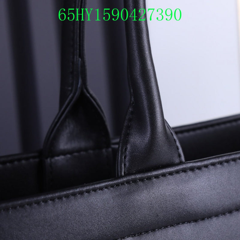 Christian Dior Luxury Bag - The Tote   222