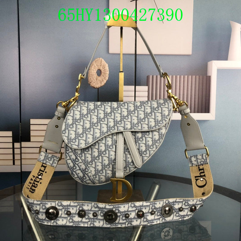 Christian Dior Luxury Bag - The Tote   457