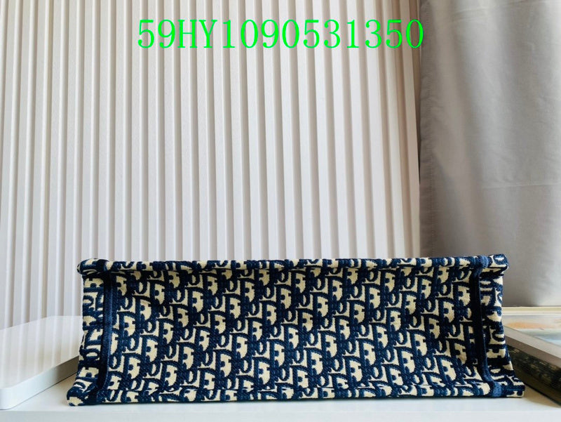 Christian Dior Luxury Bag - The Tote   253