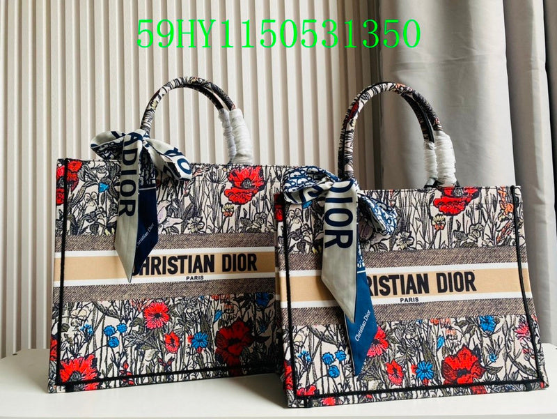 Christian Dior Luxury Bag - The Tote   249
