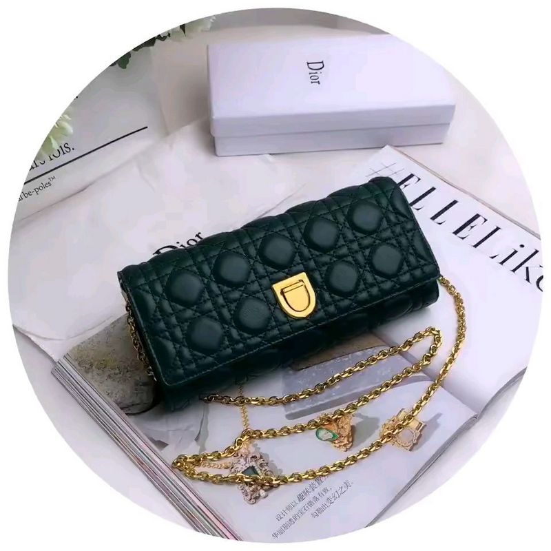 Christian Dior Luxury - The Tote   639