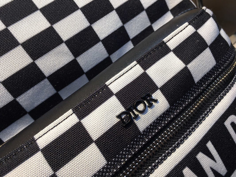 Christian Dior Luxury - The Tote   757