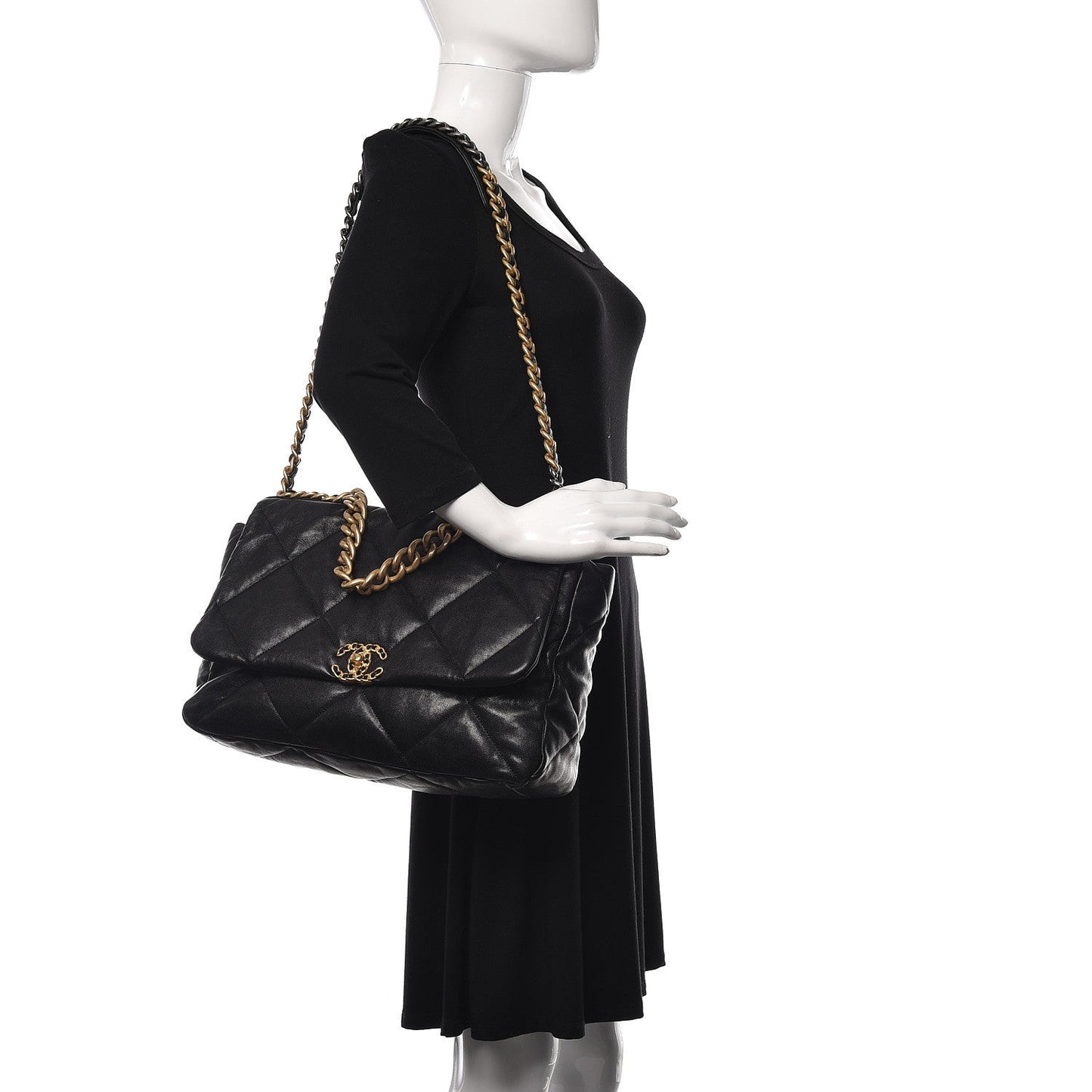 CHANEL QUILTED GOATSKIN MAXI CHANEL 19 FLAP BACK