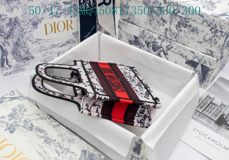 Christian Dior Luxury Bag - The Tote   408