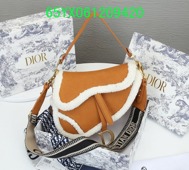 Christian Dior Luxury Bag - The Tote   540