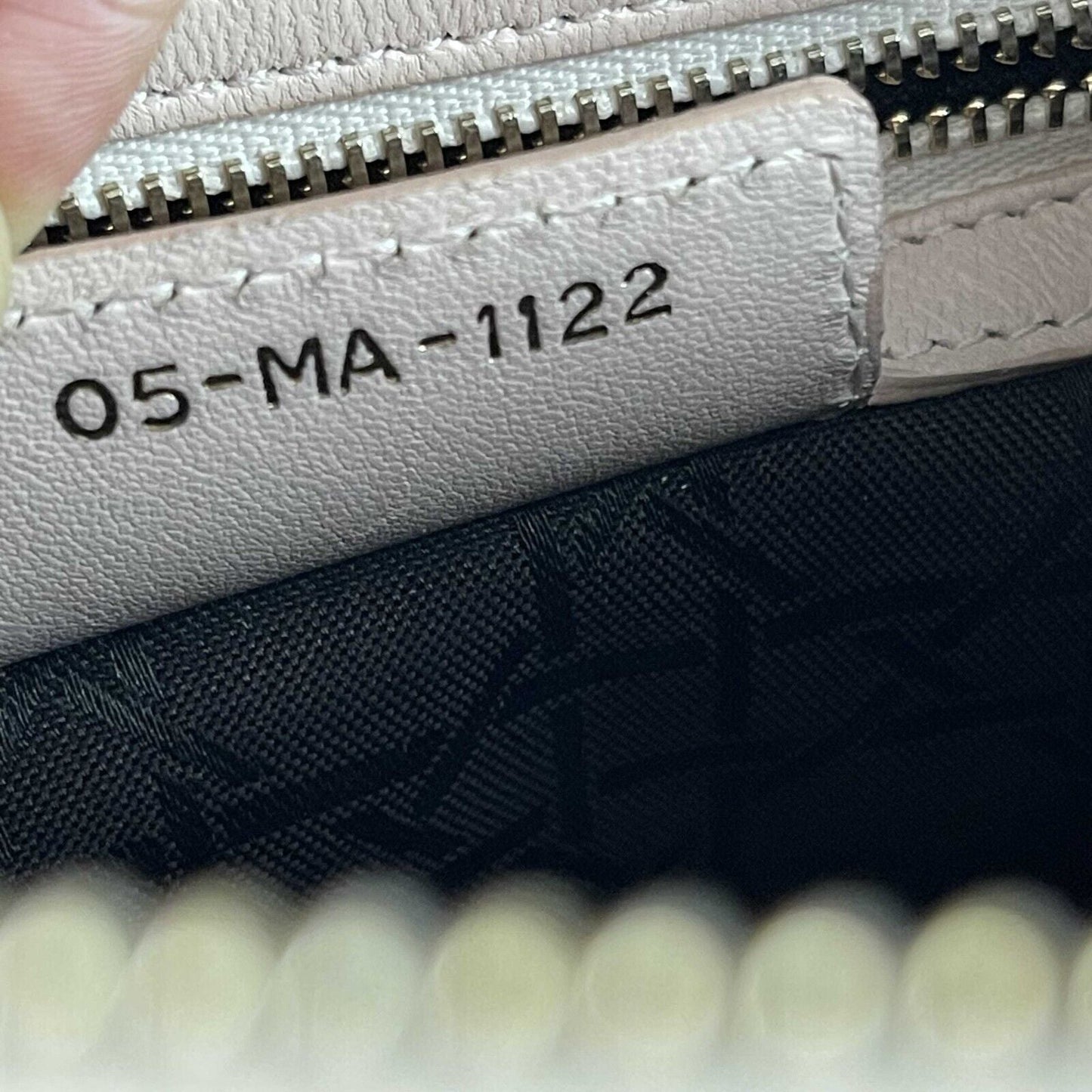 CHRISTIAN DIOR Medium Lady Dior Rose Poudre