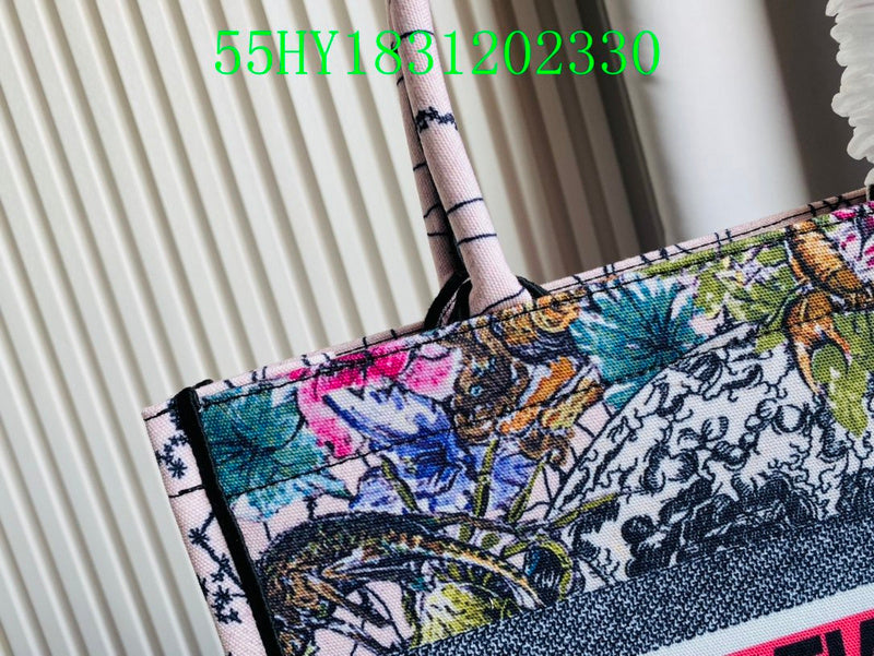 Christian Dior Luxury Bag - The Tote   325