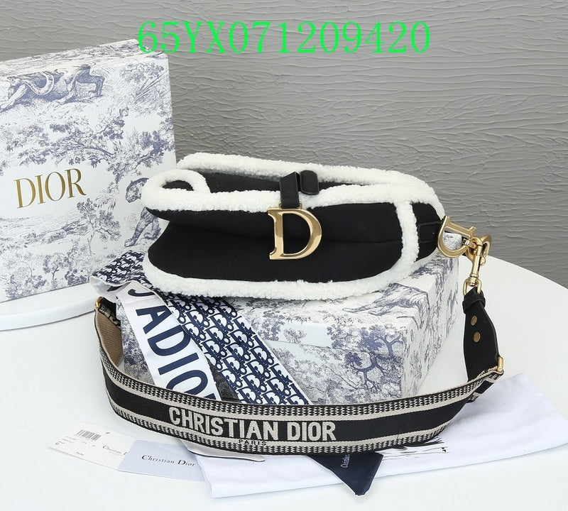 Christian Dior Luxury Bag - The Tote   538