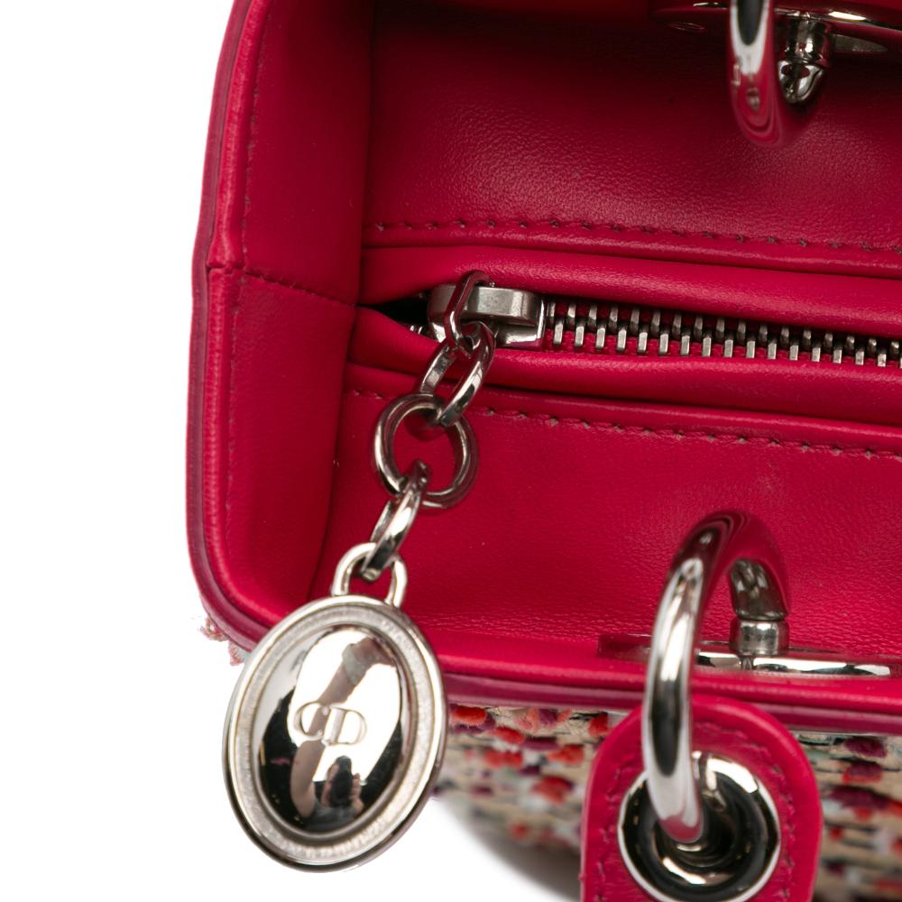 Beige Raffia Dior Lady Dior