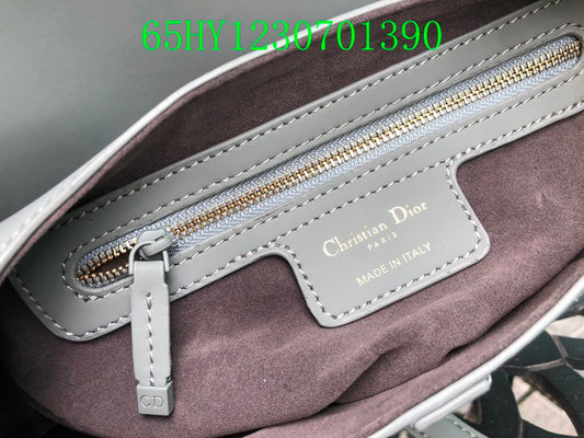 Christian Dior Luxury Bag - The Tote   517