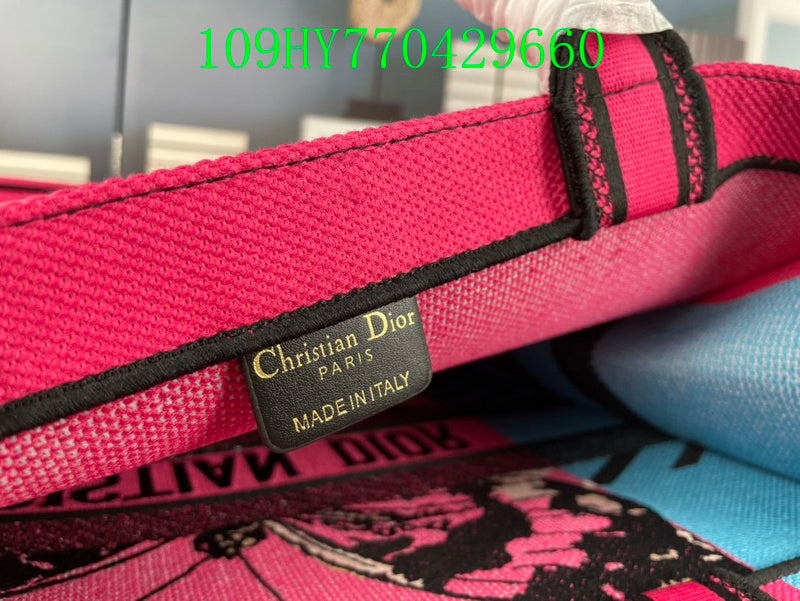 Christian Dior Luxury Bag - The Tote   298