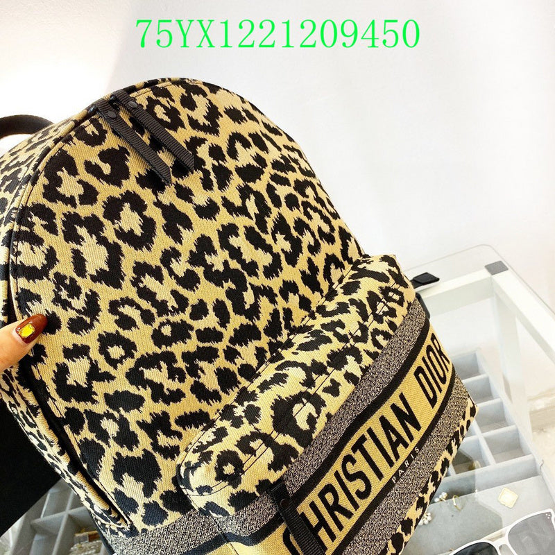 Christian Dior Luxury - The Tote   704