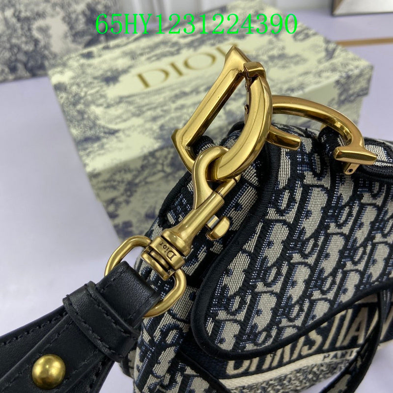 Christian Dior Luxury Bag - The Tote   490