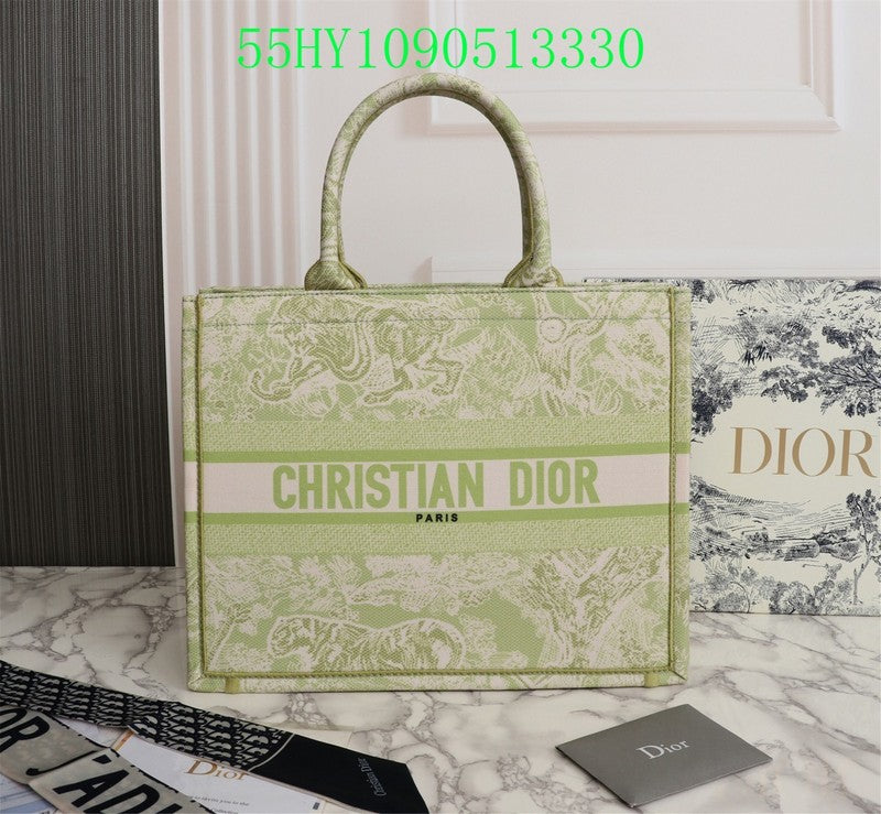 Christian Dior Luxury Bag - The Tote   198