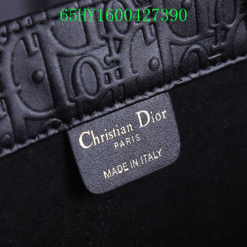 Christian Dior Luxury Bag - The Tote   223