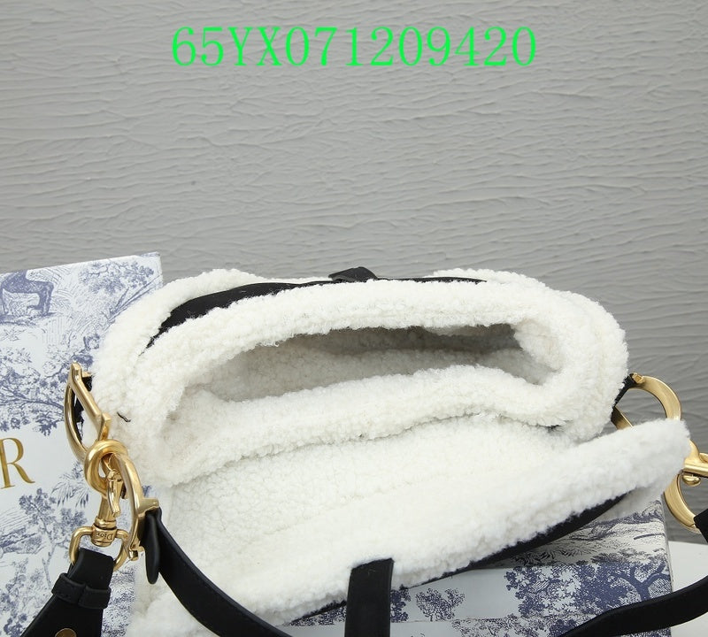 Christian Dior Luxury Bag - The Tote   538