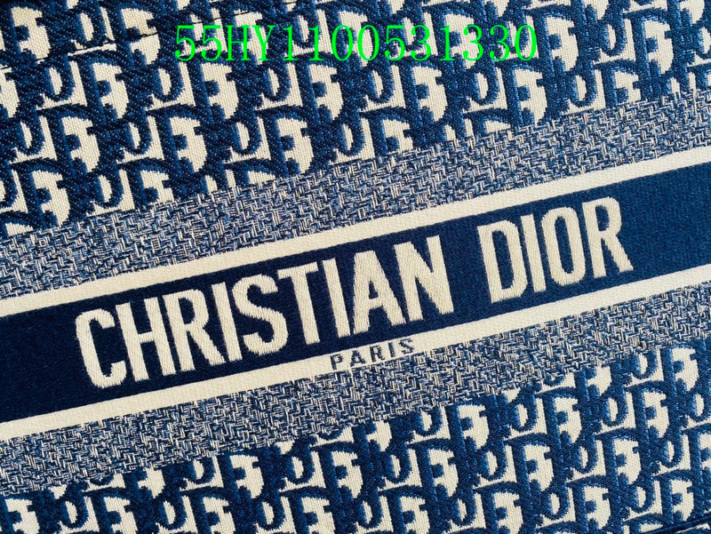 Christian Dior Luxury Bag - The Tote   251