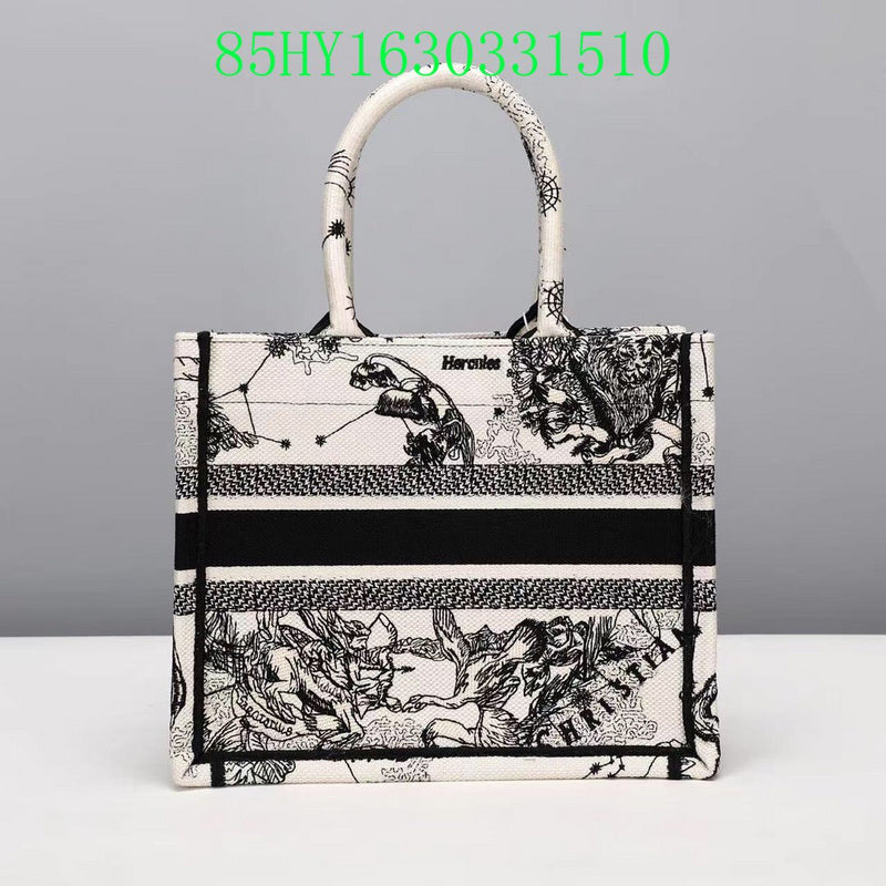 Christian Dior Luxury Bag - The Tote   310