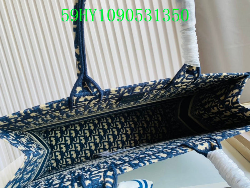 Christian Dior Luxury Bag - The Tote   253