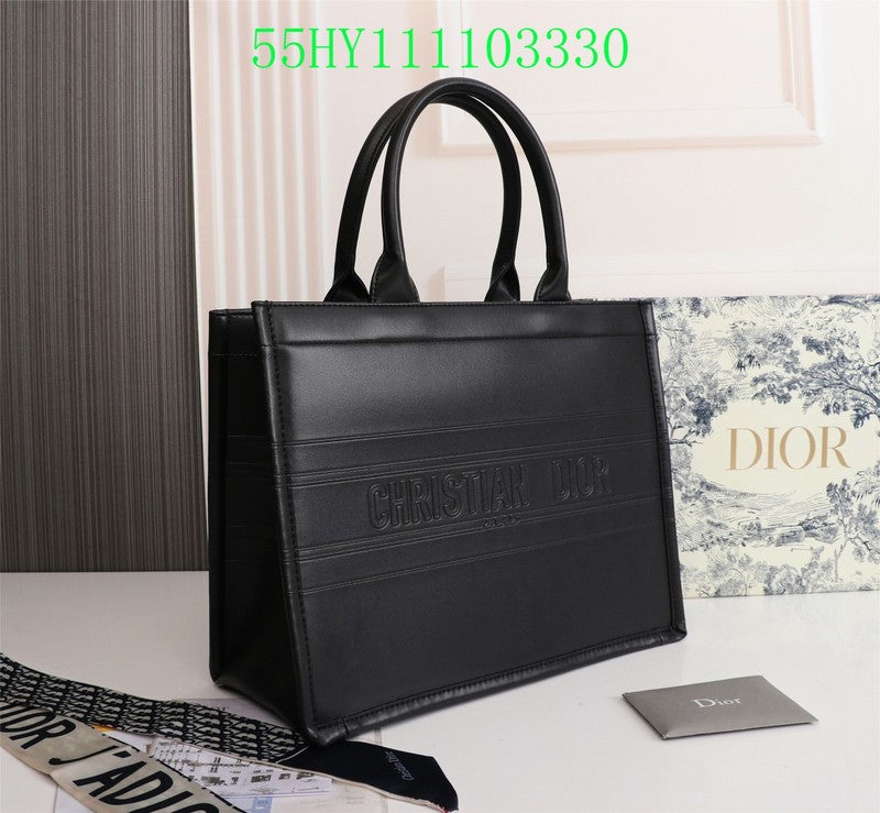 Christian Dior Luxury Bag - The Tote   239