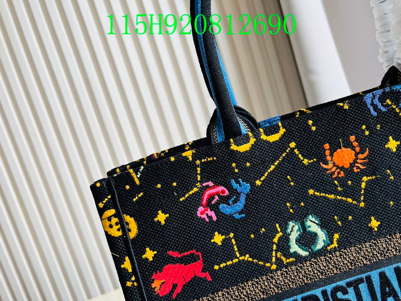 Christian Dior Luxury Bag - The Tote   271