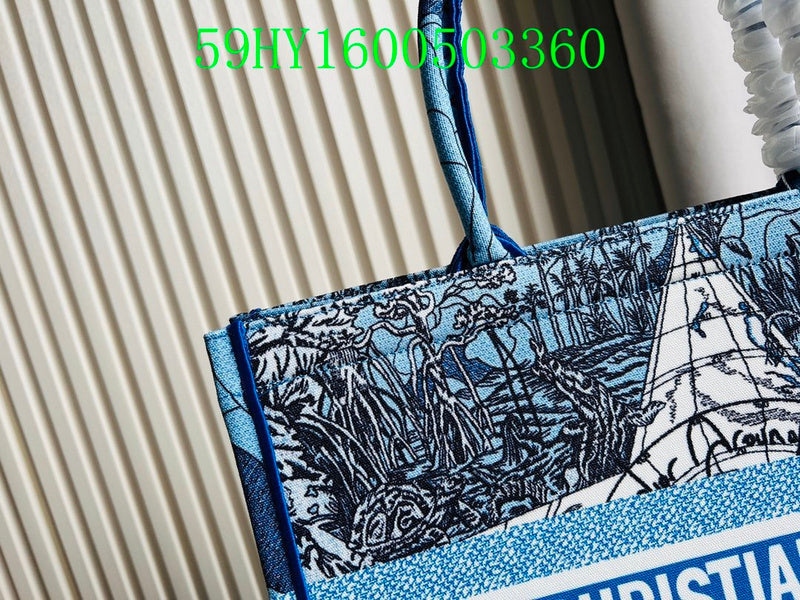 Christian Dior Luxury Bag - The Tote   289