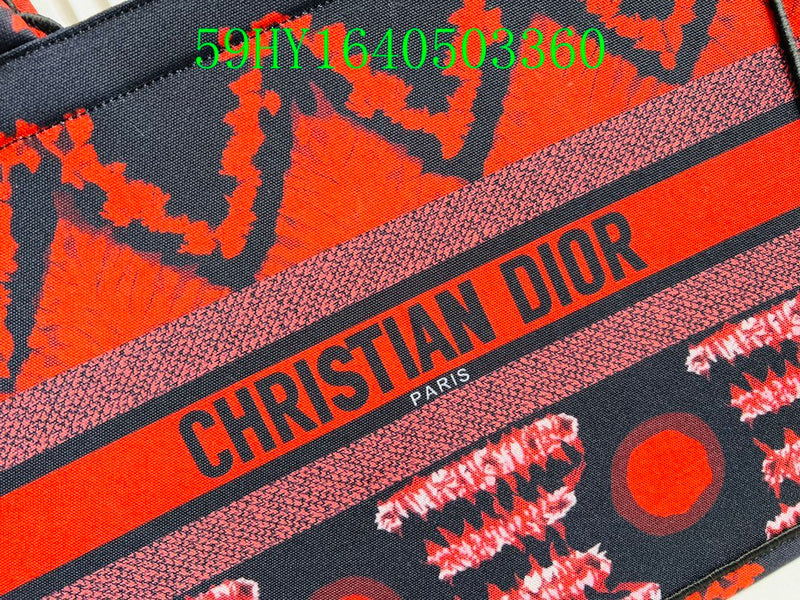 Christian Dior Luxury Bag - The Tote   296