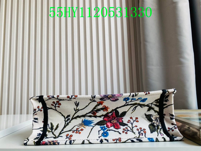 Christian Dior Luxury Bag - The Tote   255