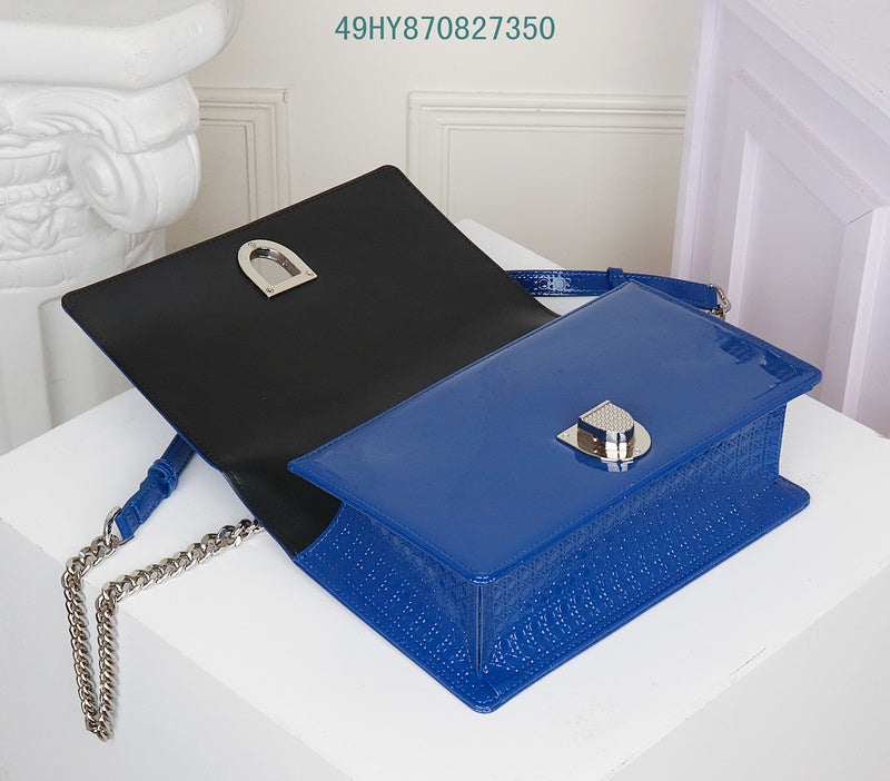 Christian Dior Luxury - The Tote   642