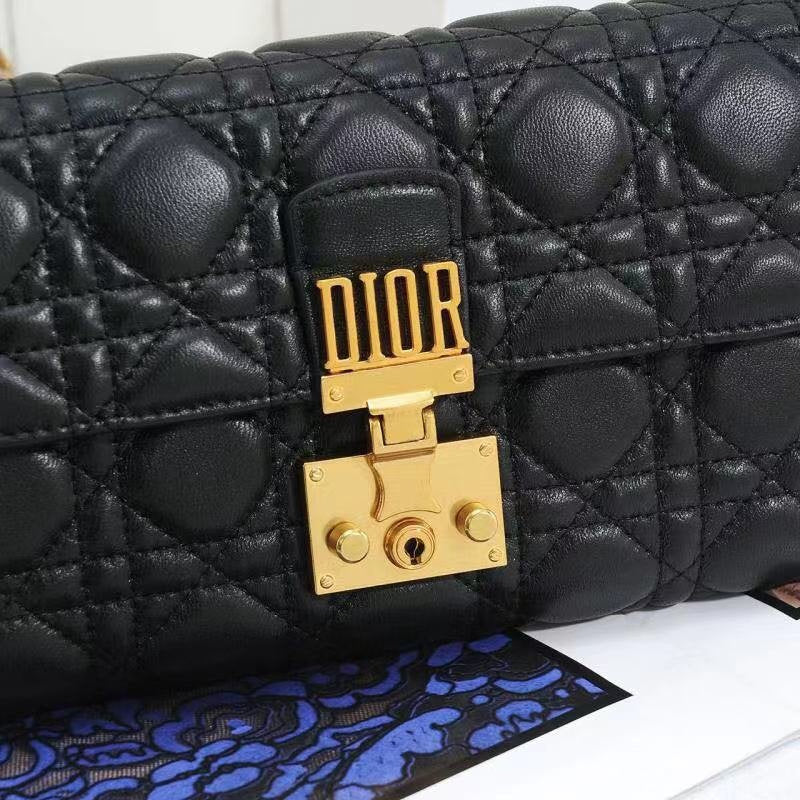 Christian Dior Luxury - The Tote   656