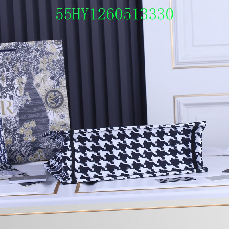 Christian Dior Luxury Bag - The Tote   202