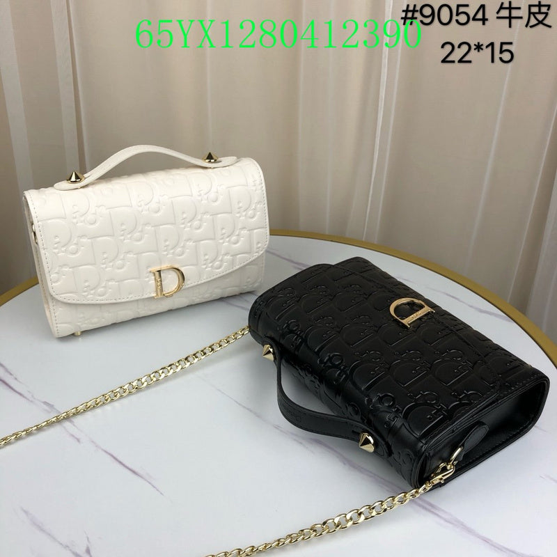 Christian Dior Luxury - The Tote   668