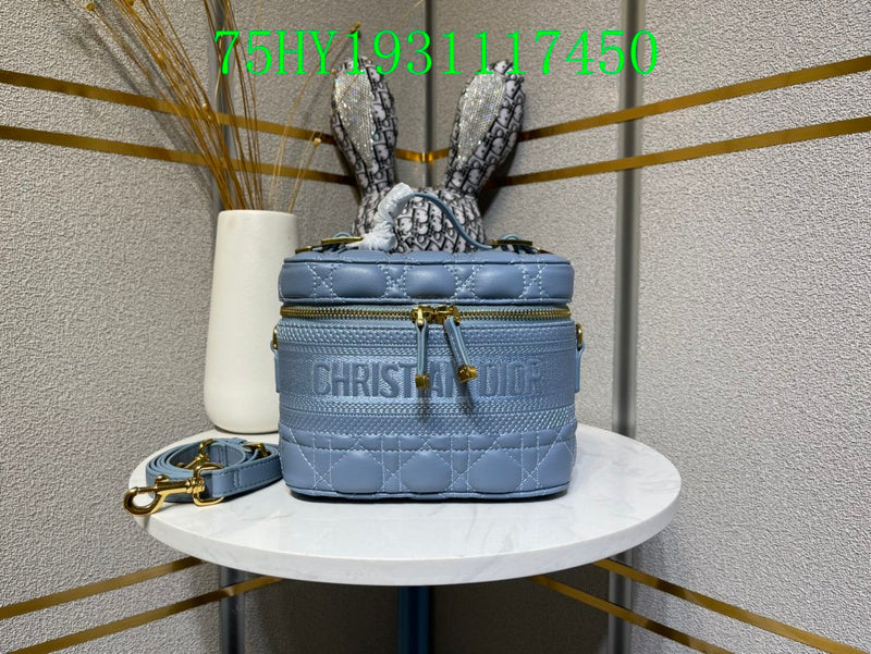 Christian Dior Luxury - The Tote   673