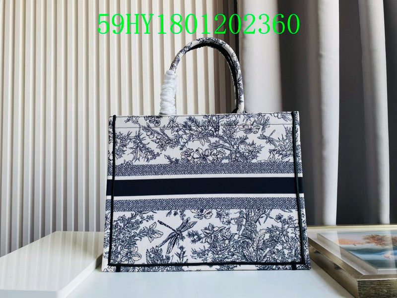 Christian Dior Luxury Bag - The Tote   329