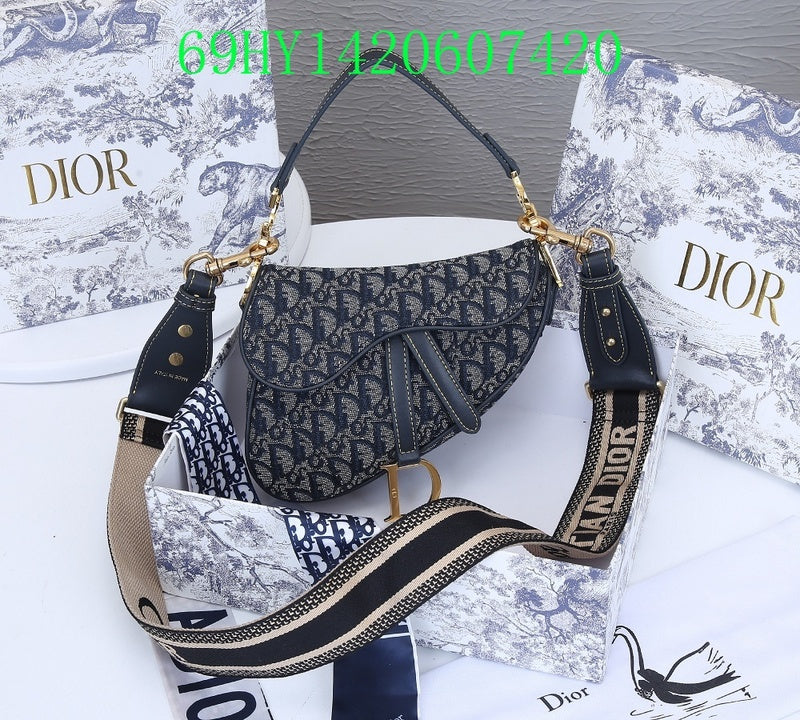 Christian Dior Luxury Bag - The Tote   424