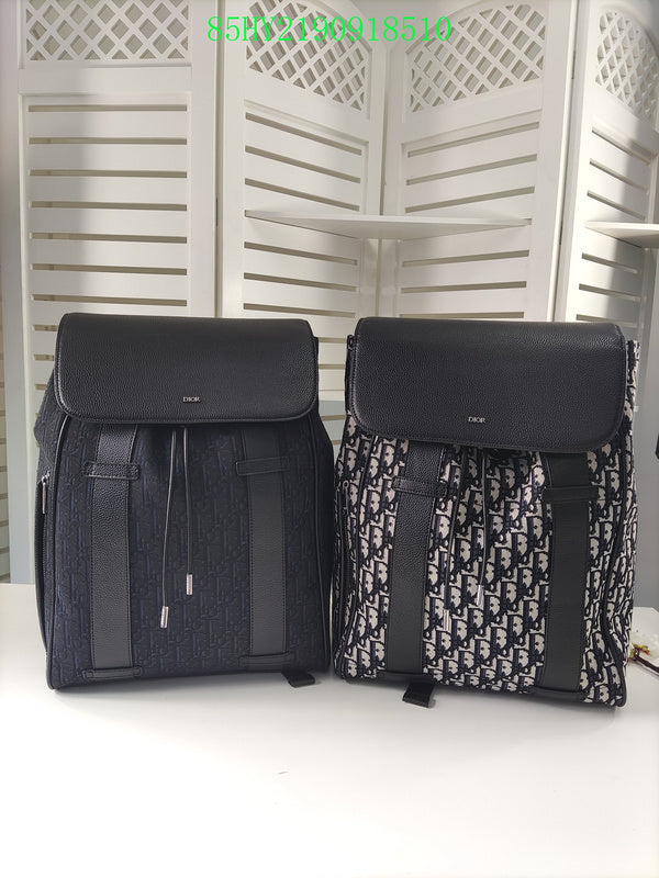 Christian Dior Luxury - The Tote   712