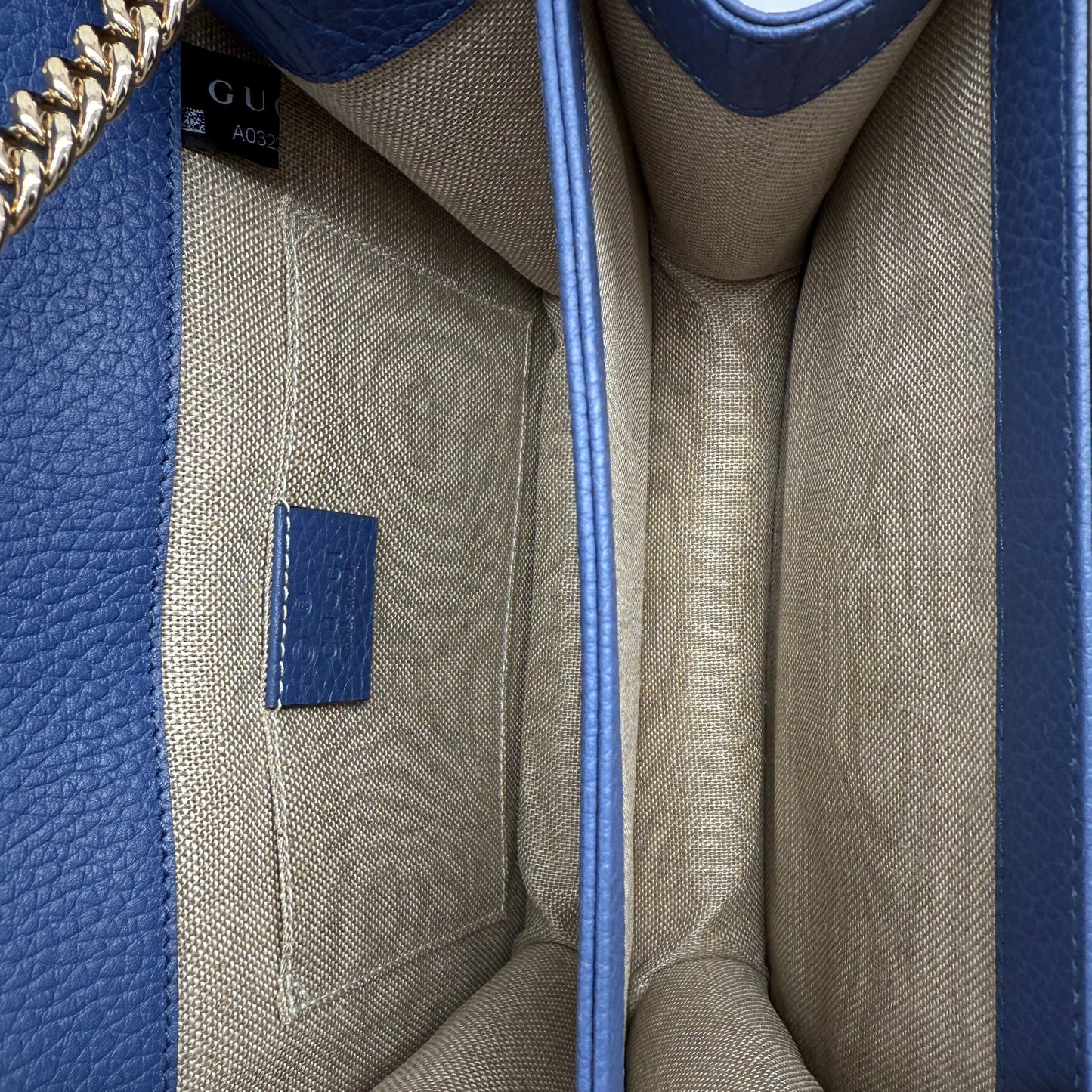 Gucci Interlocking G Small Shoulder Bag – Dollar Calfskin Leather