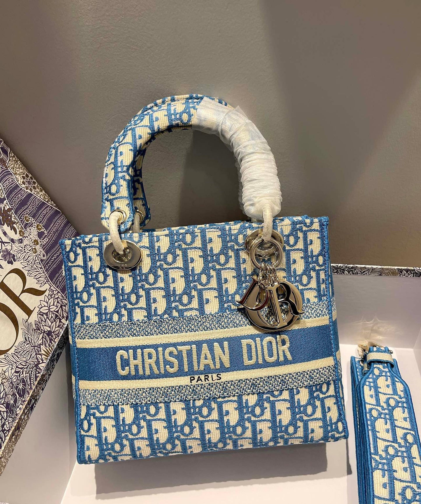 Christian Dior Medium Lady D Lite Bag